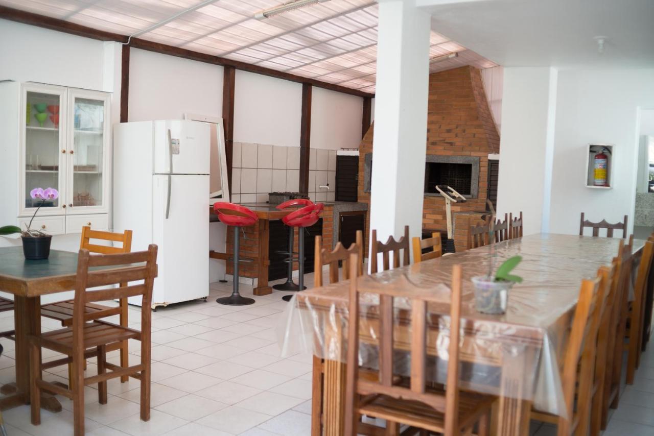 Апартаменты Residencial Larissa Elena Флорианополис Экстерьер фото