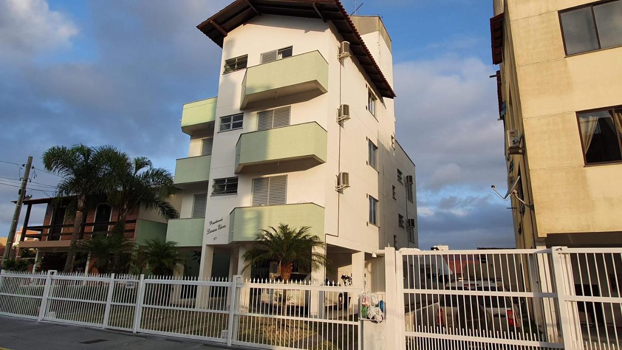 Апартаменты Residencial Larissa Elena Флорианополис Экстерьер фото